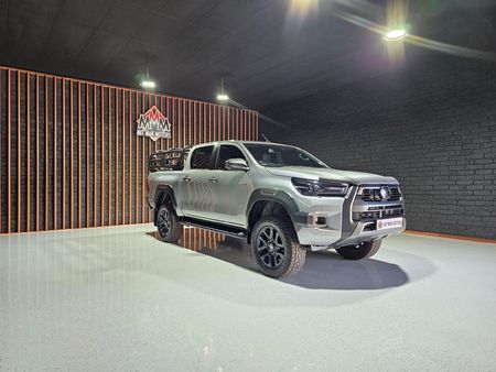 2024-Toyota-Hilux-28-GD-6-Raised-Body-Legend-Auto-Double-Cab_5