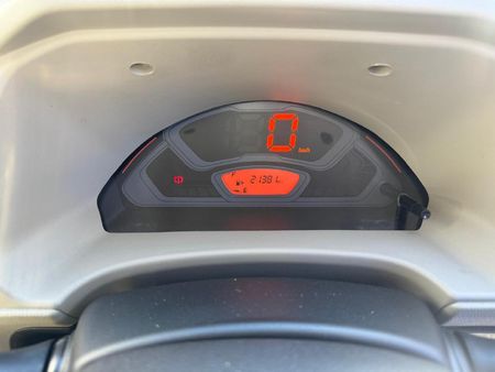 2025-Suzuki-Eeco-12-Panel-Van_13