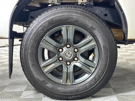 2023-Toyota-Hilux-24-GD-6-Raised-Body-Raider-Single-Cab_5