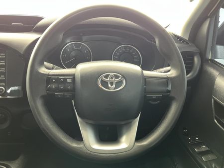 2020-Toyota-Hilux-24-GD-6-Raised-Body-SRX-Double-Cab_11