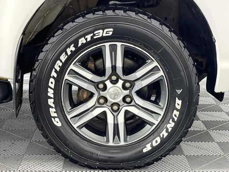 2020-Toyota-Hilux-24-GD-6-Raised-Body-SRX-Double-Cab_5