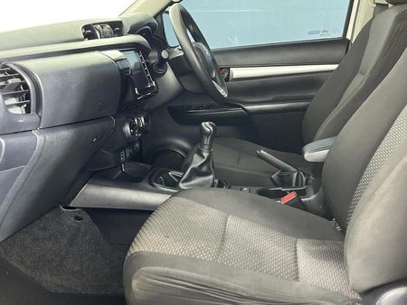 2020-Toyota-Hilux-24-GD-6-Raised-Body-SRX-Double-Cab_8