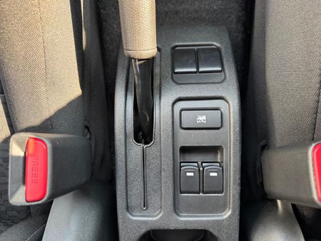 2025-Suzuki-Jimny-15-GLX-AllGrip-5-Door_15