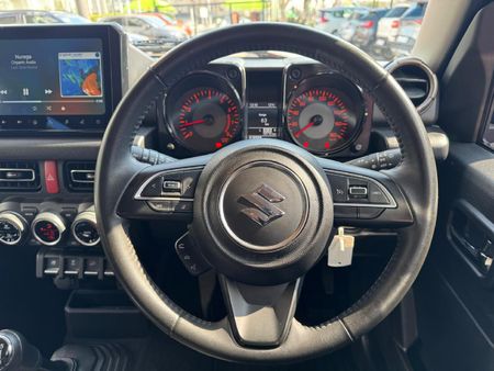 2025-Suzuki-Jimny-15-GLX-AllGrip-5-Door_8