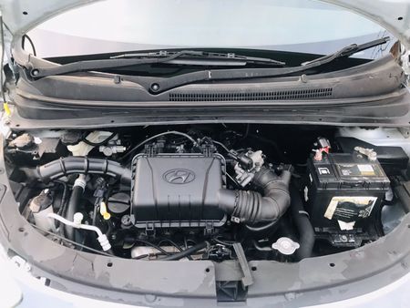2012-Hyundai-i10-11-GLS-Motion_10