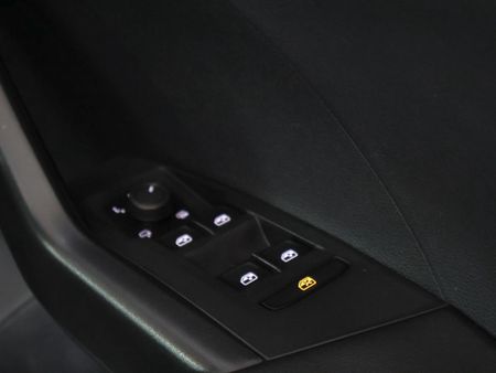 2024-Volkswagen-T-Cross-10-TSI-Comfortline_24
