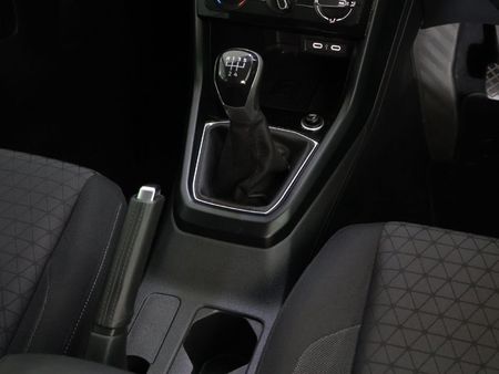 2024-Volkswagen-T-Cross-10-TSI-Comfortline_25