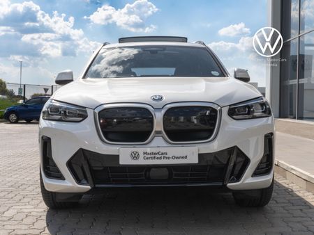 2022-BMW-iX3-M-Sport_30