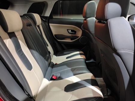 2015-Land-Rover-Range-Rover-Evoque-20-Si4-Dynamic_20