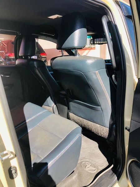 2022-Toyota-Hilux-28-GD-6-Raised-Body-Raider-Auto-Double-Cab_9