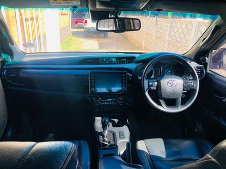 2022-Toyota-Hilux-28-GD-6-Raised-Body-Raider-Auto-Double-Cab_7