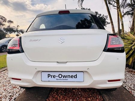 2025-Suzuki-Swift-12-GL_3