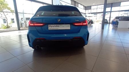 2020-BMW-1-Series-118i-M-Sport_13