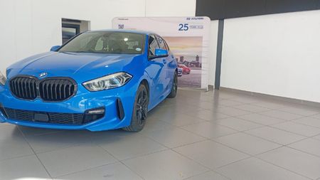 2020-BMW-1-Series-118i-M-Sport_3