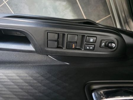 2024-Suzuki-Swift-12-GL-Auto_13