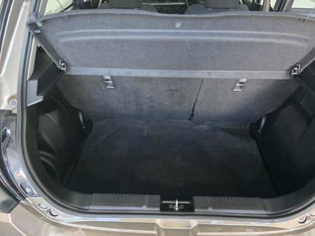 2024-Suzuki-Swift-12-GL-Auto_8