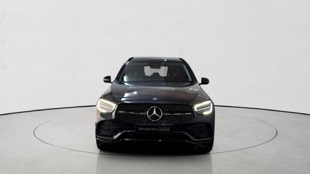 2022-Mercedes-Benz-GLC-300-4Matic_1