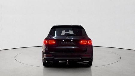 2022-Mercedes-Benz-GLC-300-4Matic_3