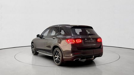 2022-Mercedes-Benz-GLC-300-4Matic_8