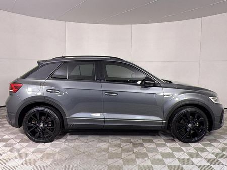 2022-Volkswagen-T-Roc-20-TSI-4M-R-Line-Auto_17