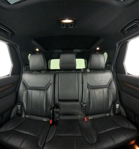 2020-Land-Rover-Discovery-30-TD6-HSE_11