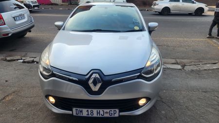 2016-Renault-Clio-IV-900T-Expression-5-dr-66kW_0