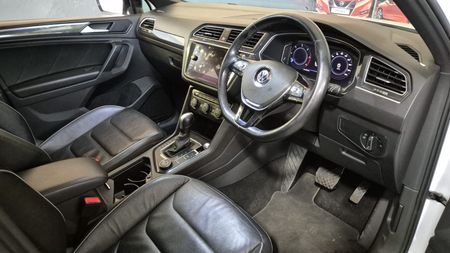 2020-Volkswagen-Tiguan-20-TDI-Highline-4Motion-Auto_5