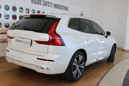 2022-Volvo-XC60-T8-Twin-Engine-Inscription-AWD_3