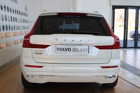 2022-Volvo-XC60-T8-Twin-Engine-Inscription-AWD_4
