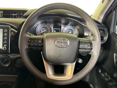 2023-Toyota-Hilux-24-GD-6-Raised-Body-Raider-Auto-Double-Cab_12