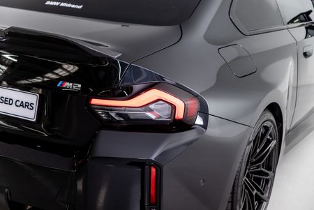 2024-BMW-M2-M-DCT_6