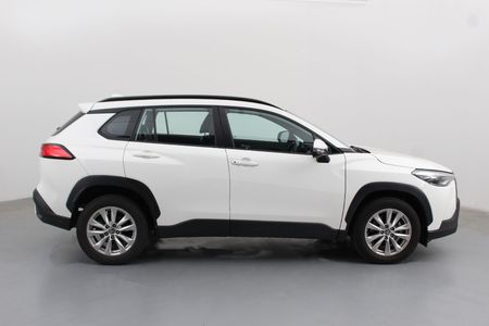 2022-Toyota-Corolla-Cross-18-XS_9