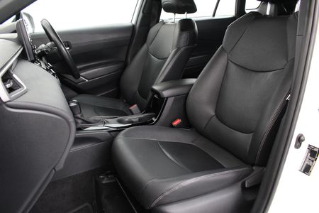 2022-Toyota-Corolla-Cross-18-XS_8