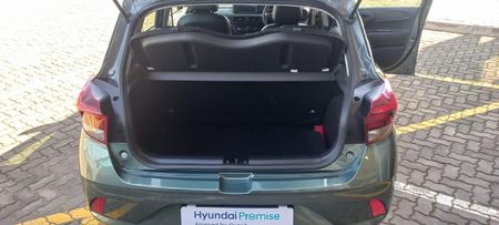 2024-Hyundai-Grand-i10-10-Motion_6