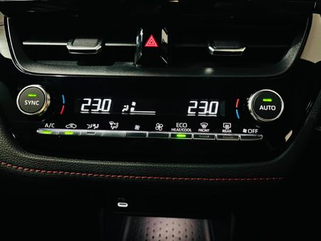 2025-Toyota-Corolla-Cross-18-GR-S-Hybrid_15
