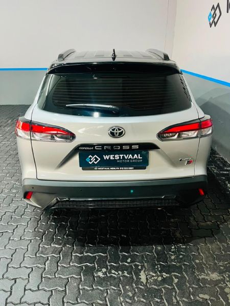2025-Toyota-Corolla-Cross-18-GR-S-Hybrid_7