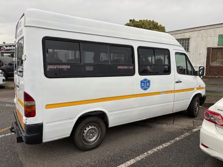 2003-Mercedes-Benz-Sprinter-DIESEL-16-SEATER-313-CDi-MANUAL_0