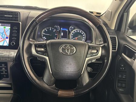 2021-Toyota-Land-Cruiser-Prado-28-GD-VX-L-Auto_12