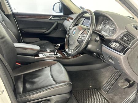 2014-BMW-X3-xDrive30d-Exclusive-Auto_9