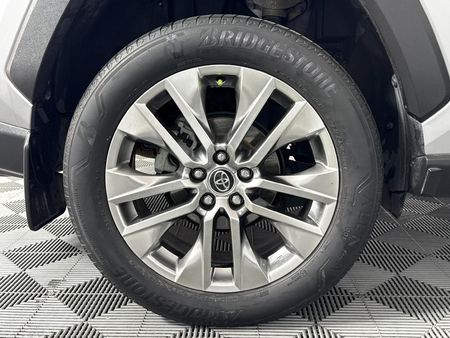 2019-Toyota-RAV4-20-VX-Auto_7