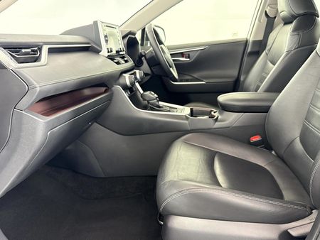 2019-Toyota-RAV4-20-VX-Auto_8