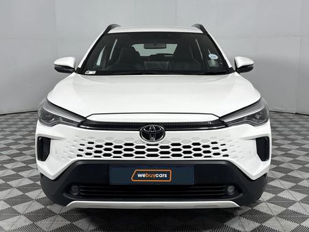 2025-Toyota-Corolla-Cross-18-XS_15