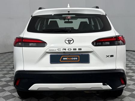 2025-Toyota-Corolla-Cross-18-XS_18