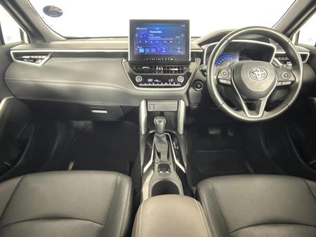 2025-Toyota-Corolla-Cross-18-XS_1