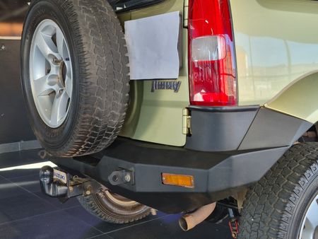 2011-Suzuki-Jimny-13_25