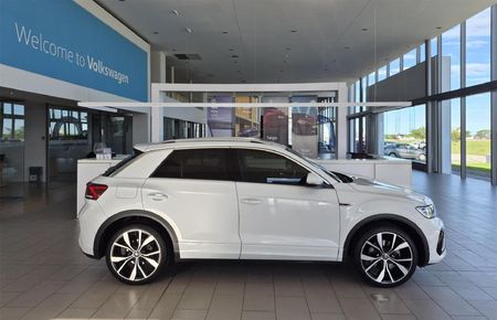 2022-Volkswagen-T-Roc-20-TSI-4M-R-Line-Auto_1