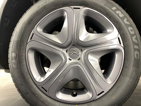 2022-Citroen-C3-Aircross-12T-PureTech-Feel-Auto_17