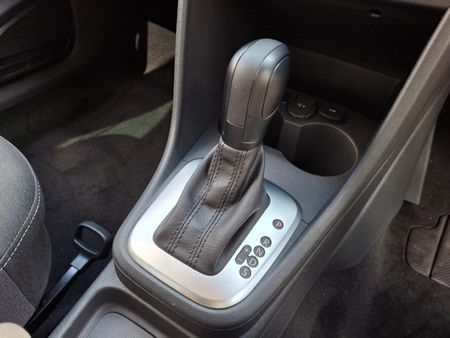 2026-Volkswagen-Polo-Vivo-16-Life_10