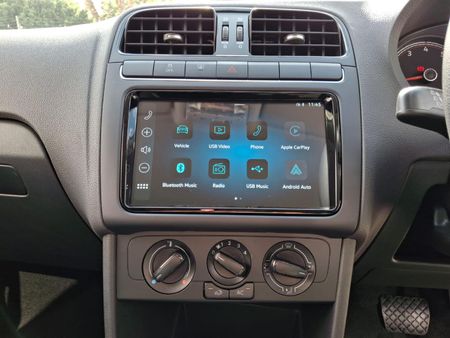 2026-Volkswagen-Polo-Vivo-16-Life_11