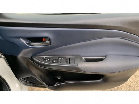 2024-Toyota-Starlet-15-XS-Auto_9
